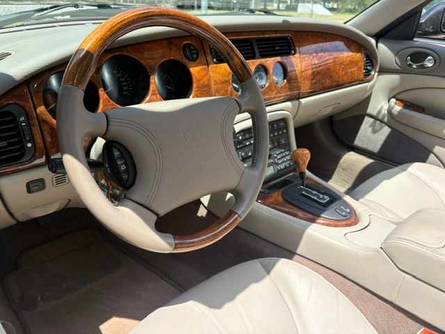 jaguar-xk-4-0-v8-2000-gasolina-3996cc