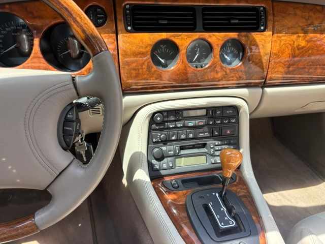 jaguar-xk-4-0-v8-2000-gasolina-3996cc