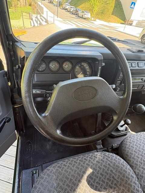 land-rover-defender-2-5-td5-awd-2003-diesel-2495cc