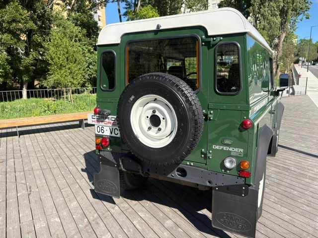 land-rover-defender-2-5-td5-awd-2003-diesel-2495cc