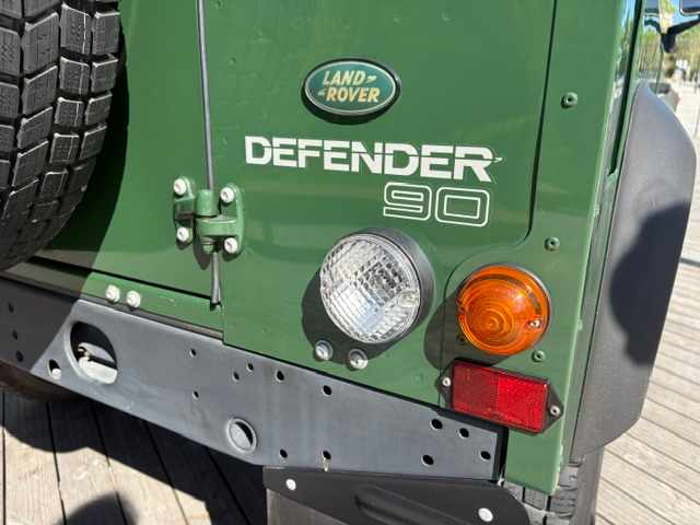 land-rover-defender-2-5-td5-awd-2003-diesel-2495cc
