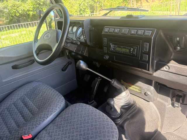 land-rover-defender-2-5-td5-awd-2003-diesel-2495cc