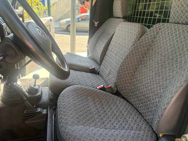 land-rover-defender-2-5-td5-awd-2003-diesel-2495cc
