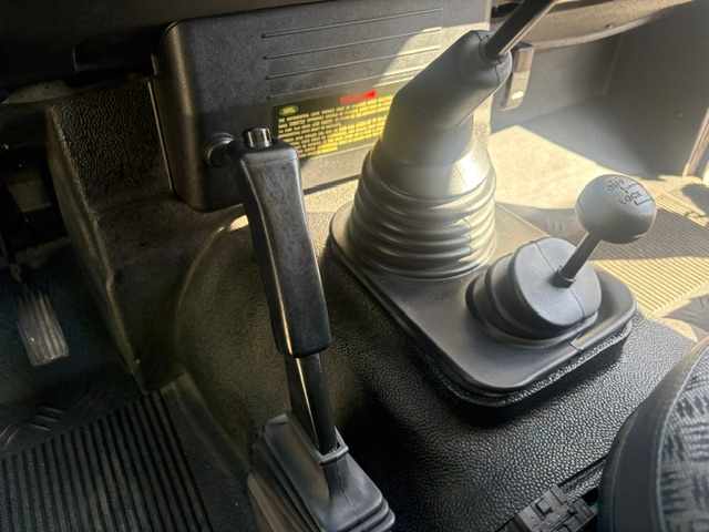 land-rover-defender-2-5-td5-awd-2003-diesel-2495cc