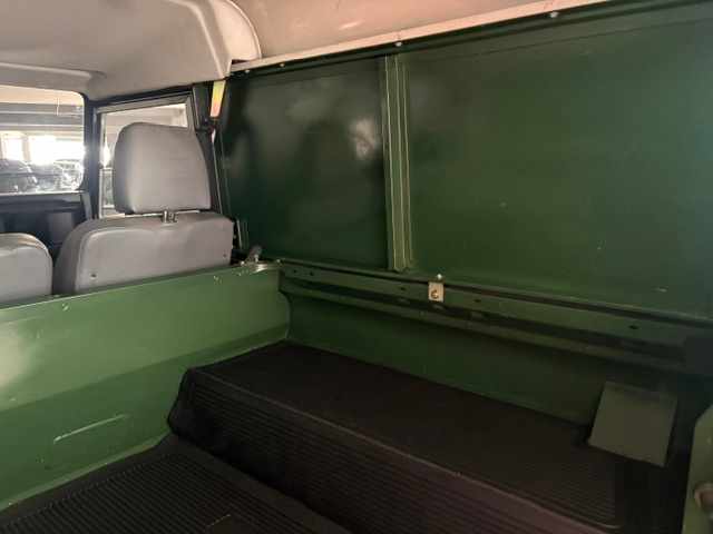 land-rover-defender-2-5-td5-awd-2003-diesel-2495cc