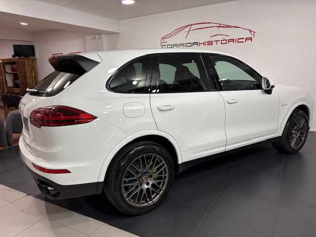 porsche-cayenne-2017-hibrido-a-gasolina-3000cc
