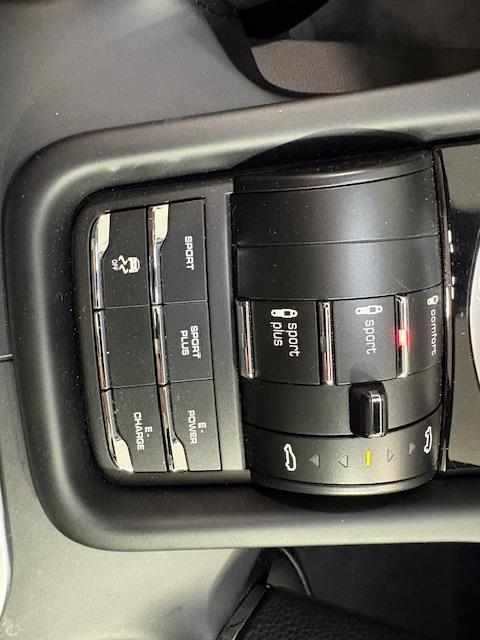porsche-cayenne-2017-hibrido-a-gasolina-3000cc