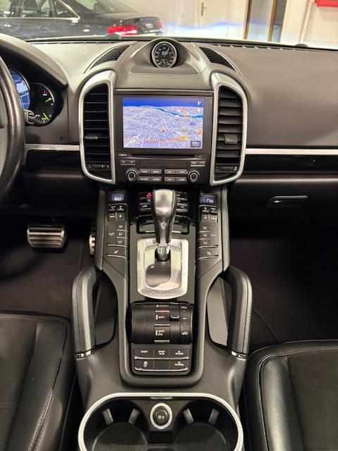 porsche-cayenne-2017-hibrido-a-gasolina-3000cc