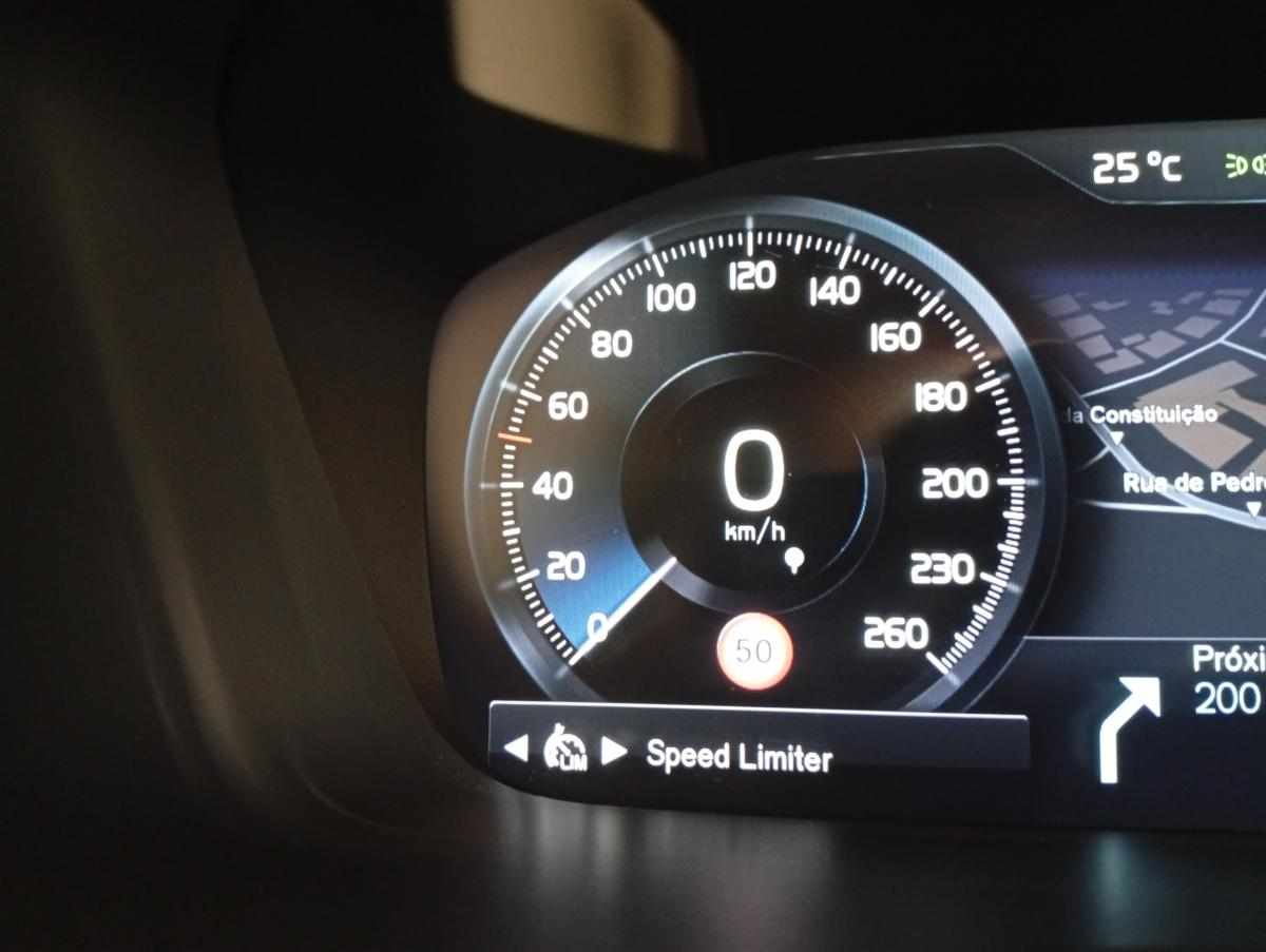 volvo-xc90-t8-twin-engine-recharge-awd-2020-gasolina-1969cc
