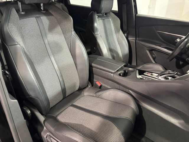 peugeot-5008-1-5-bluehdi-2022-diesel-1499cc