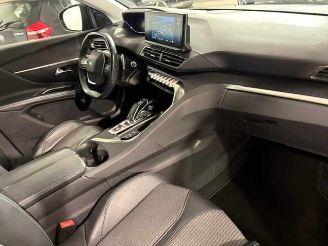 peugeot-5008-1-5-bluehdi-2022-diesel-1499cc