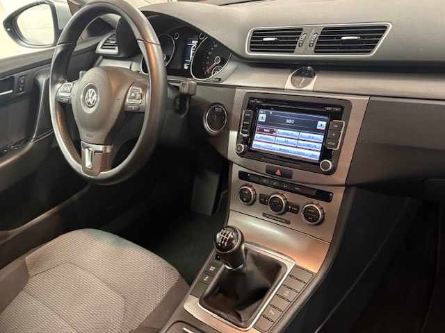 volkswagen-passat-1-6-tdi-bluemotion-2014-diesel-1598cc
