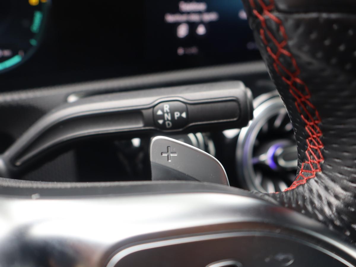 mercedes-benz-classe-a-2022-hibrido-a-gasolina-1332cc