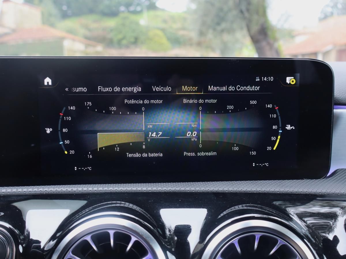 mercedes-benz-classe-a-2022-hibrido-a-gasolina-1332cc
