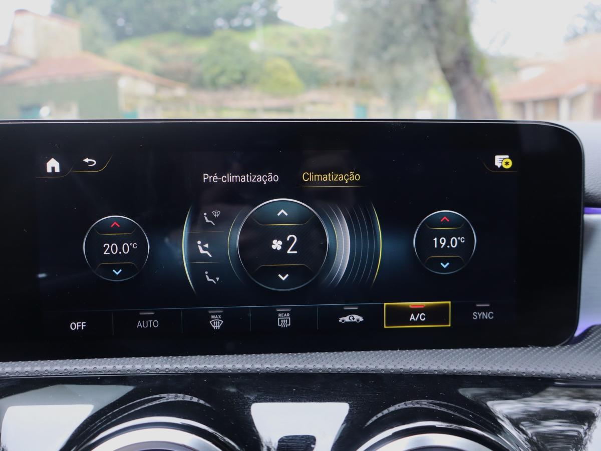 mercedes-benz-classe-a-2022-hibrido-a-gasolina-1332cc