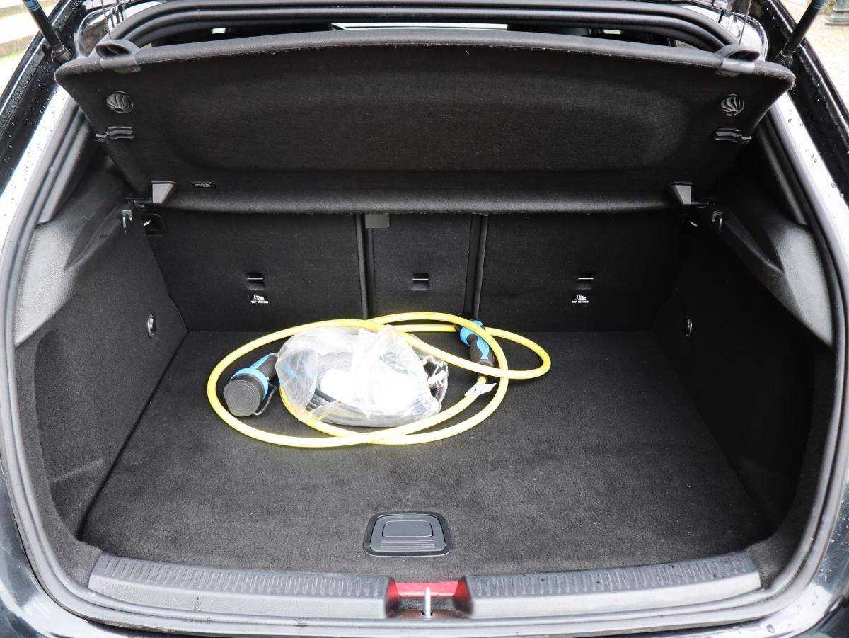 mercedes-benz-classe-a-2022-hibrido-a-gasolina-1332cc