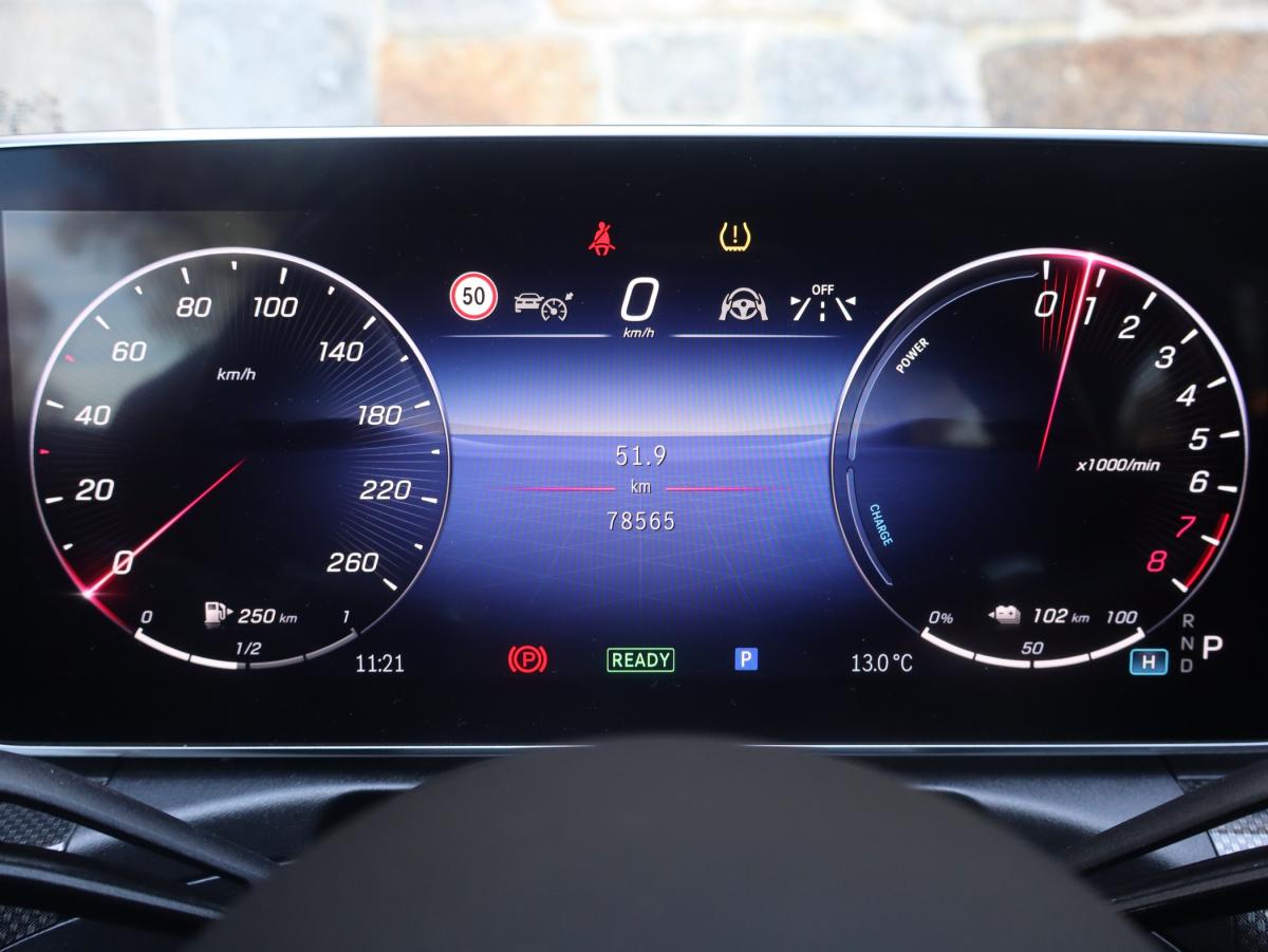mercedes-benz-classe-c-2023-hibrido-a-gasolina-1999cc