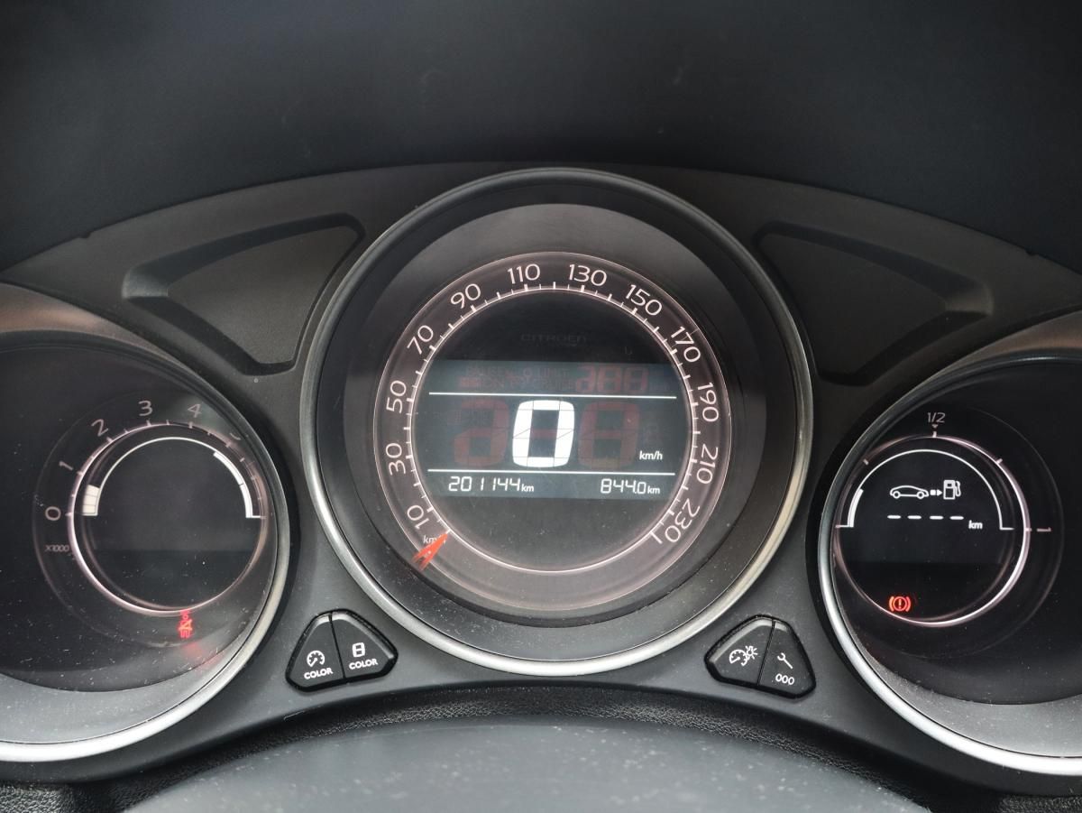 citroen-c4-2012-diesel-1560cc