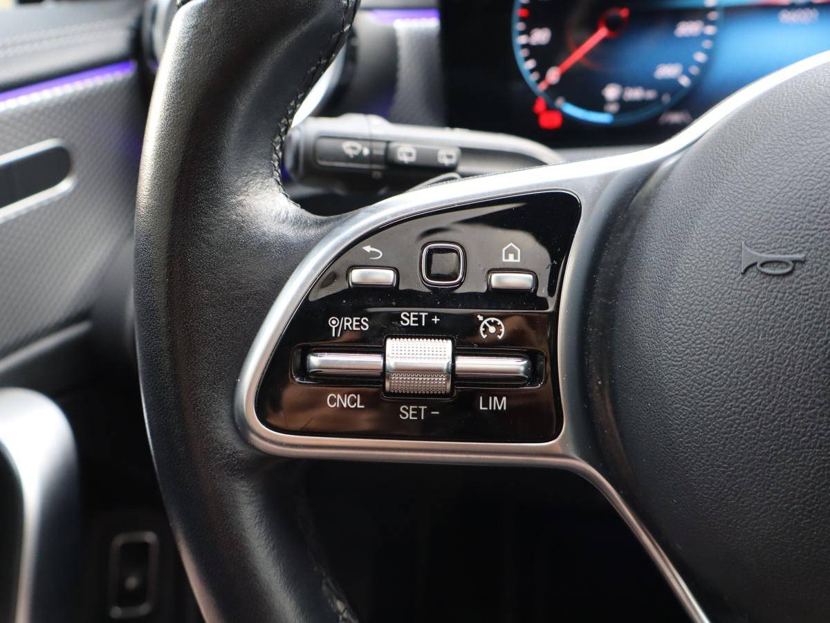 mercedes-benz-cla-2021-hibrido-a-gasolina-1332cc