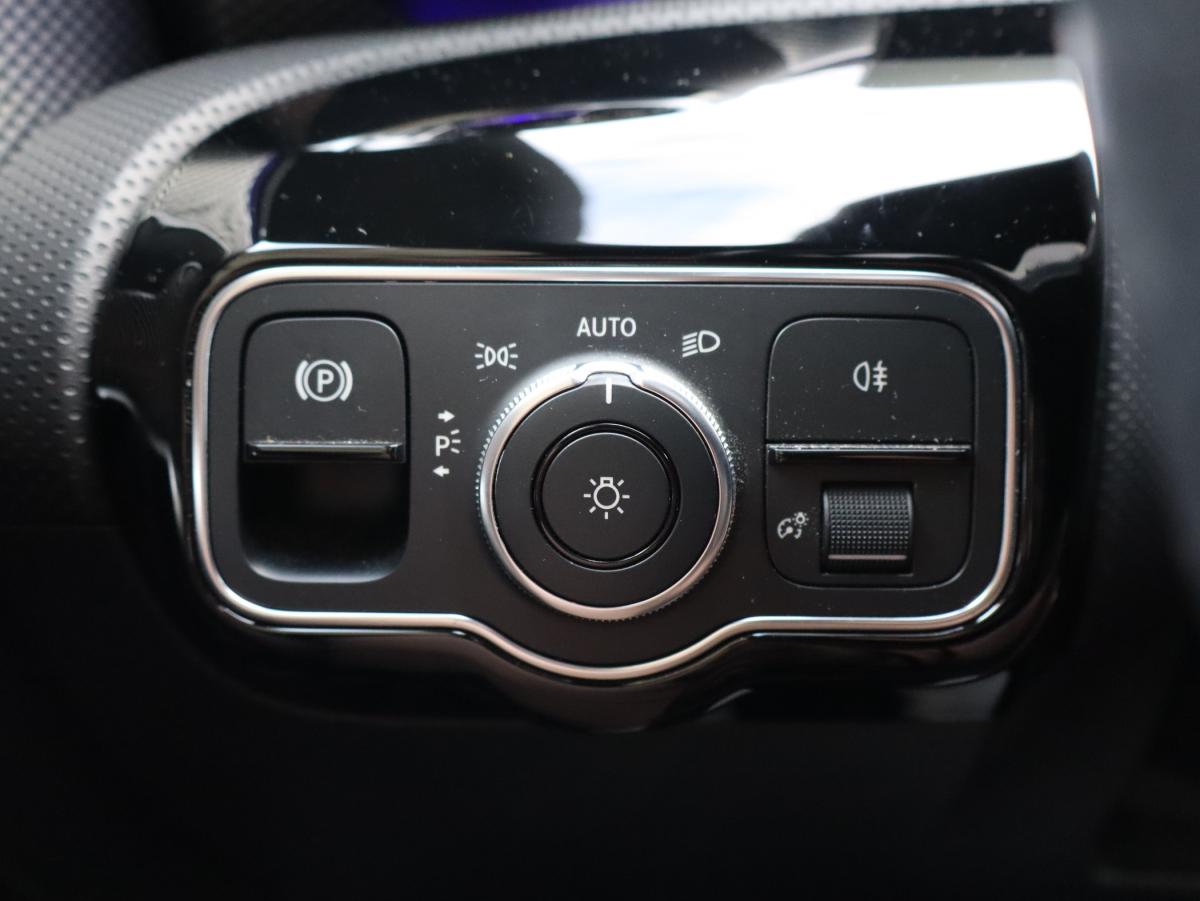 mercedes-benz-cla-2021-hibrido-a-gasolina-1332cc