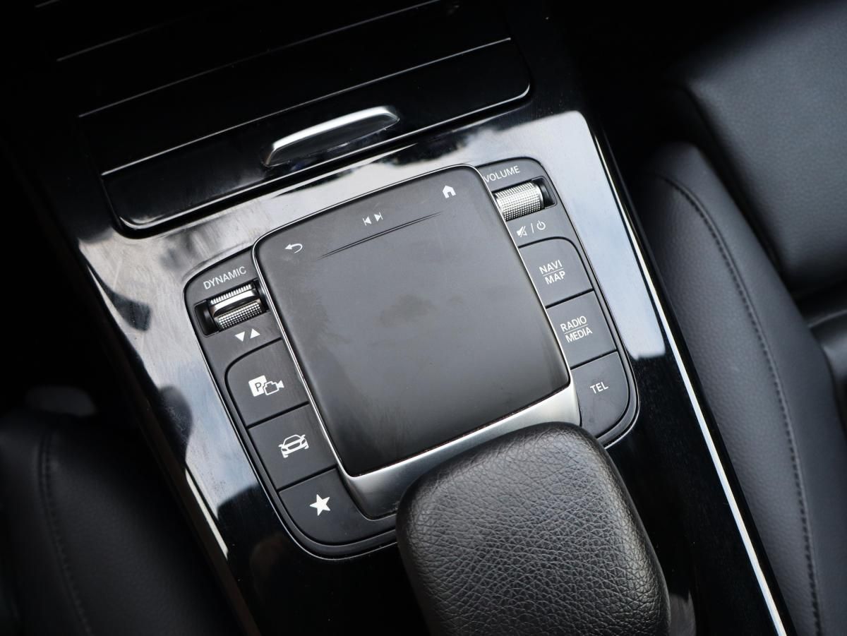 mercedes-benz-cla-2021-hibrido-a-gasolina-1332cc