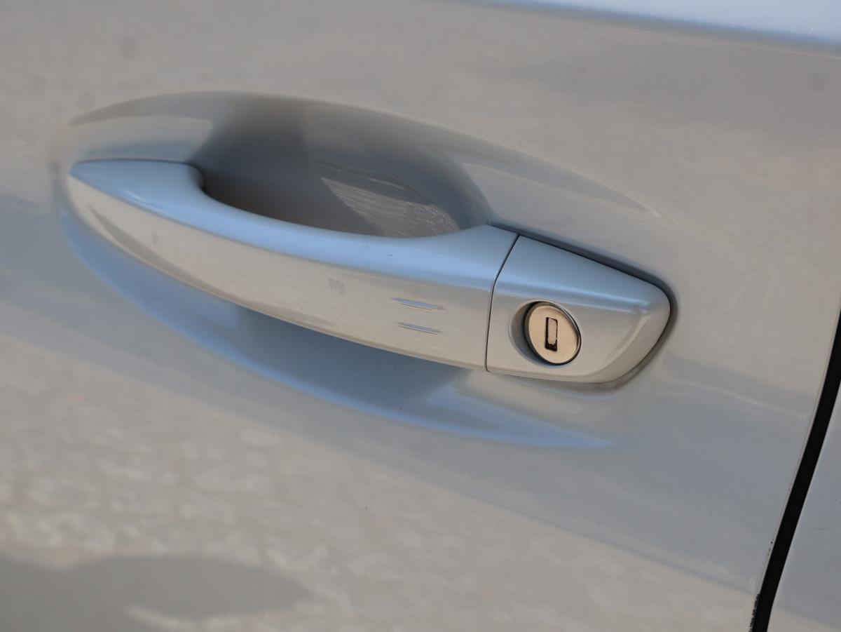 peugeot-208-2020-eletrico-0cc