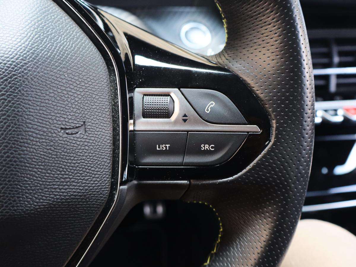 peugeot-208-2020-eletrico-0cc