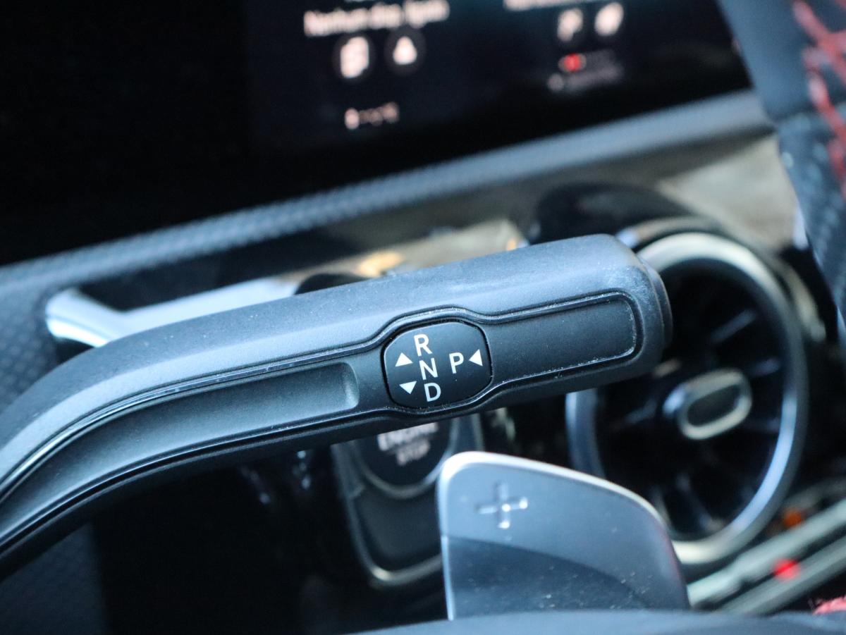 mercedes-benz-classe-a-2021-hibrido-a-gasolina-1332cc