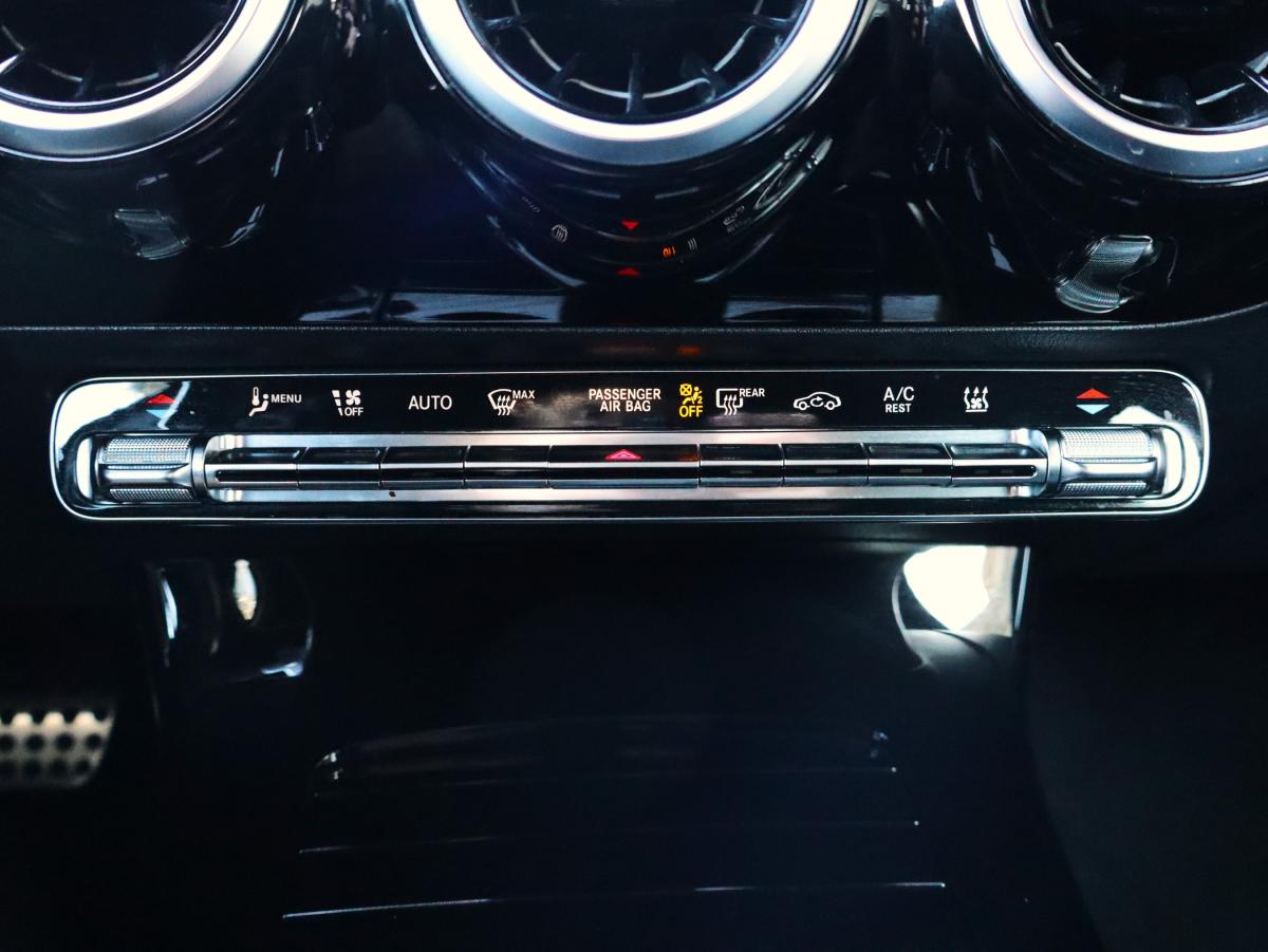 mercedes-benz-classe-a-2021-hibrido-a-gasolina-1332cc