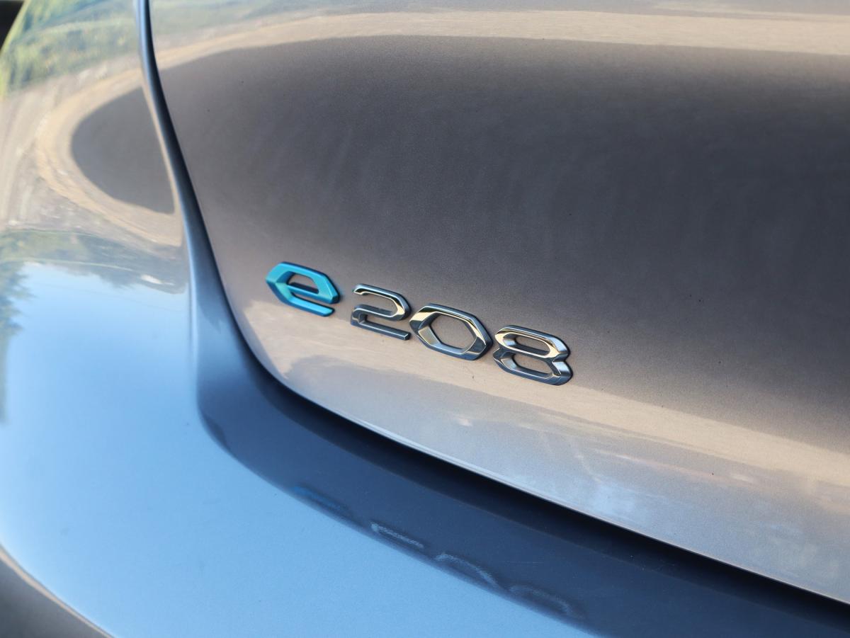 peugeot-208-2020-eletrico-0cc
