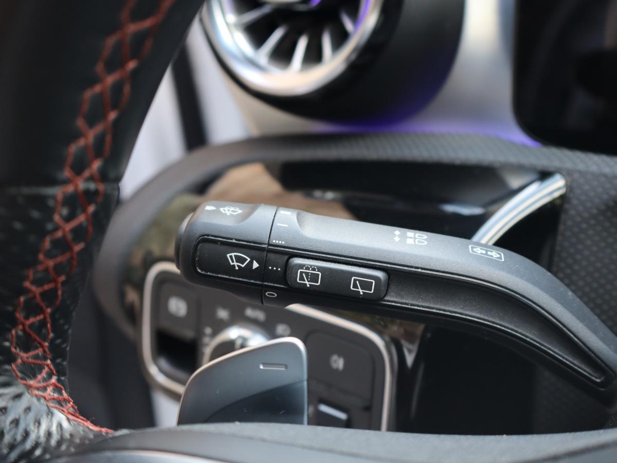 mercedes-benz-cla-2023-hibrido-a-gasolina-1332cc