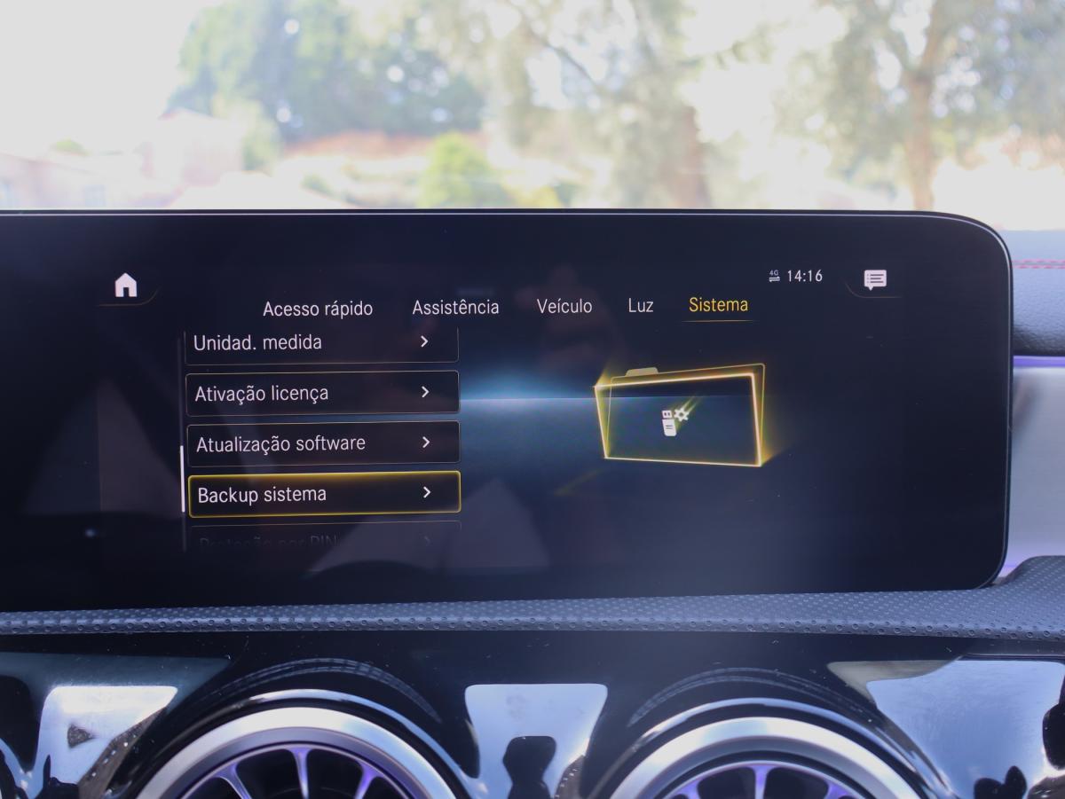 mercedes-benz-cla-2023-hibrido-a-gasolina-1332cc