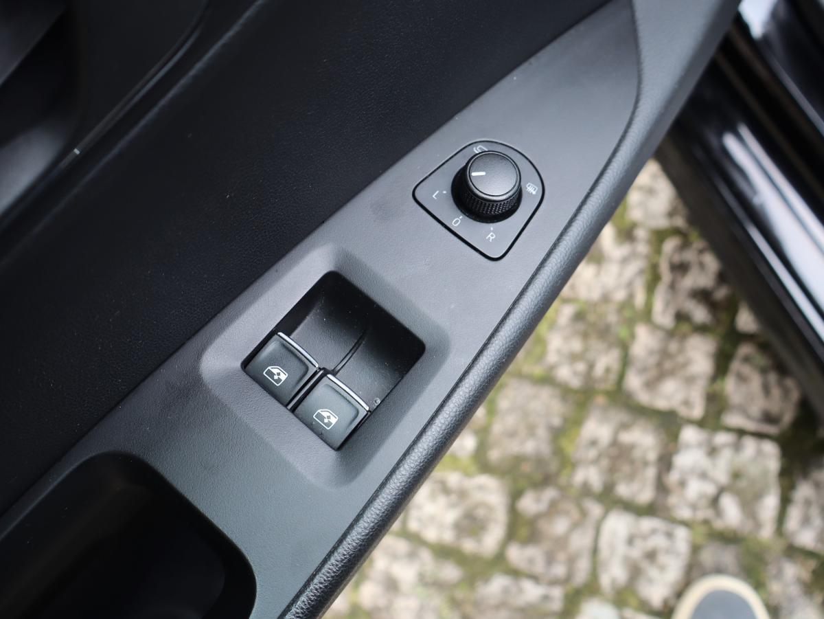 seat-leon-2015-diesel-1968cc
