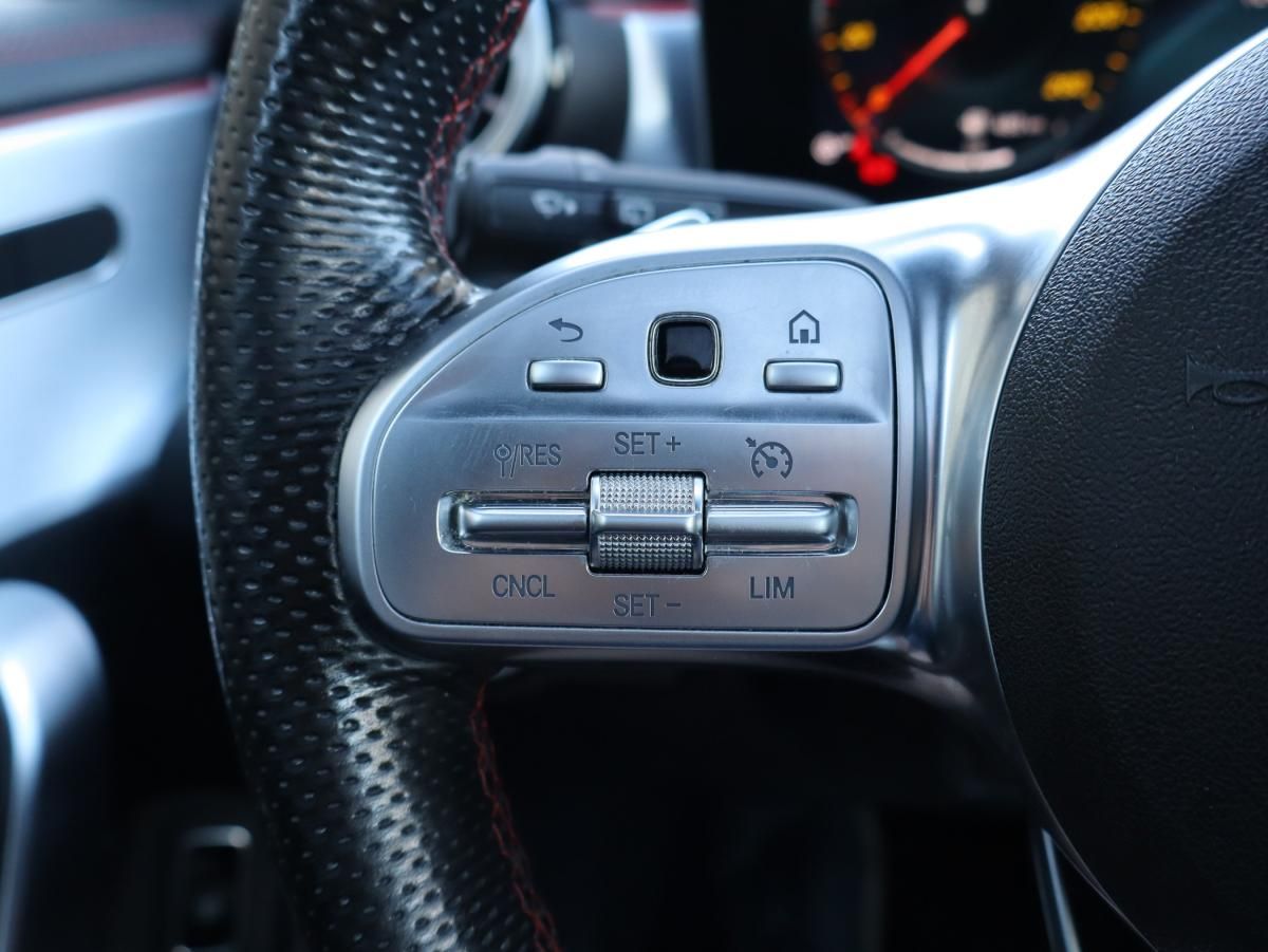 mercedes-benz-cla-2019-diesel-1461cc