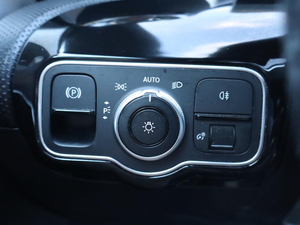 mercedes-benz-cla-2019-diesel-1461cc