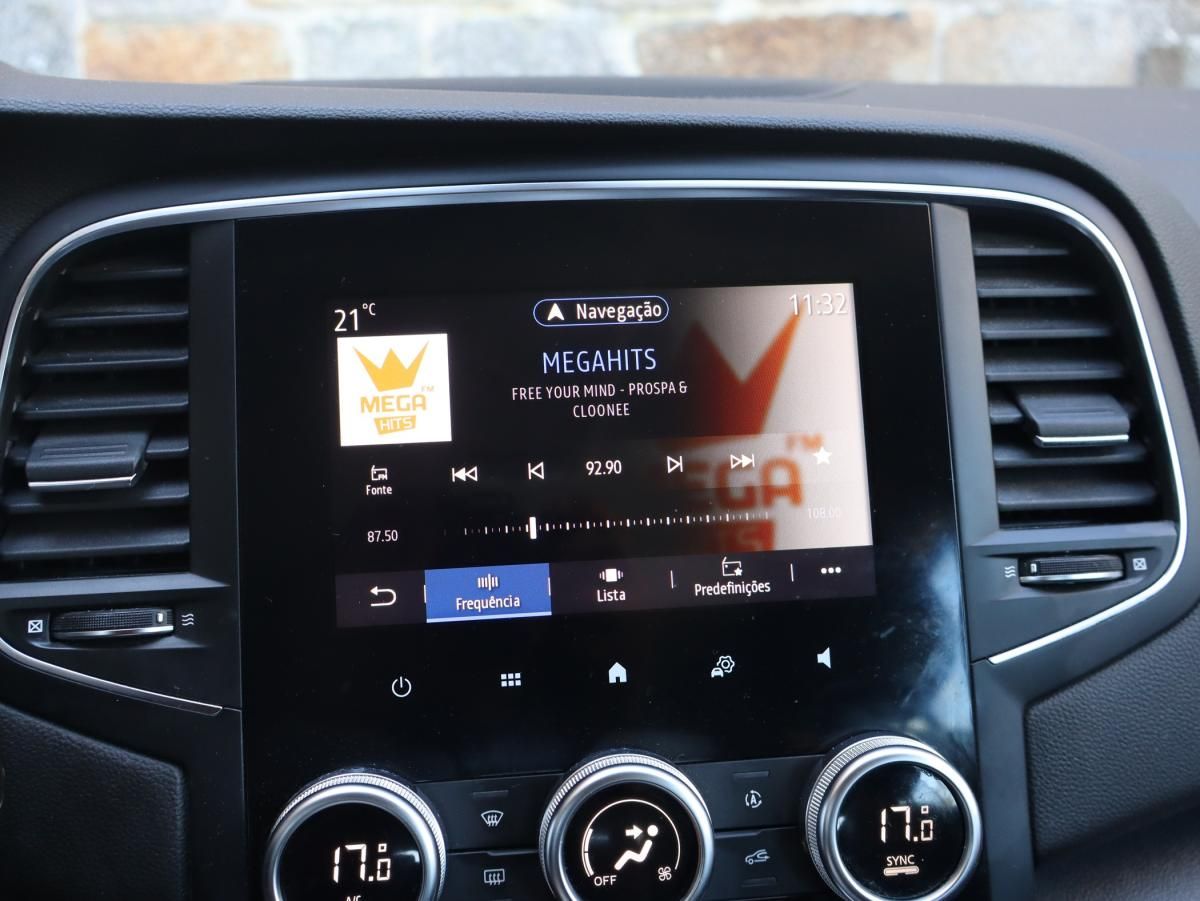 renault-megane-sport-tourer-2021-hibrido-a-gasolina-1598cc