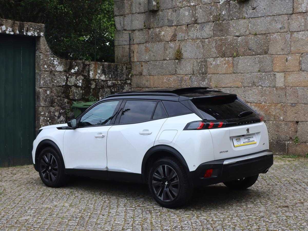 peugeot-2008-2021-diesel-1499cc