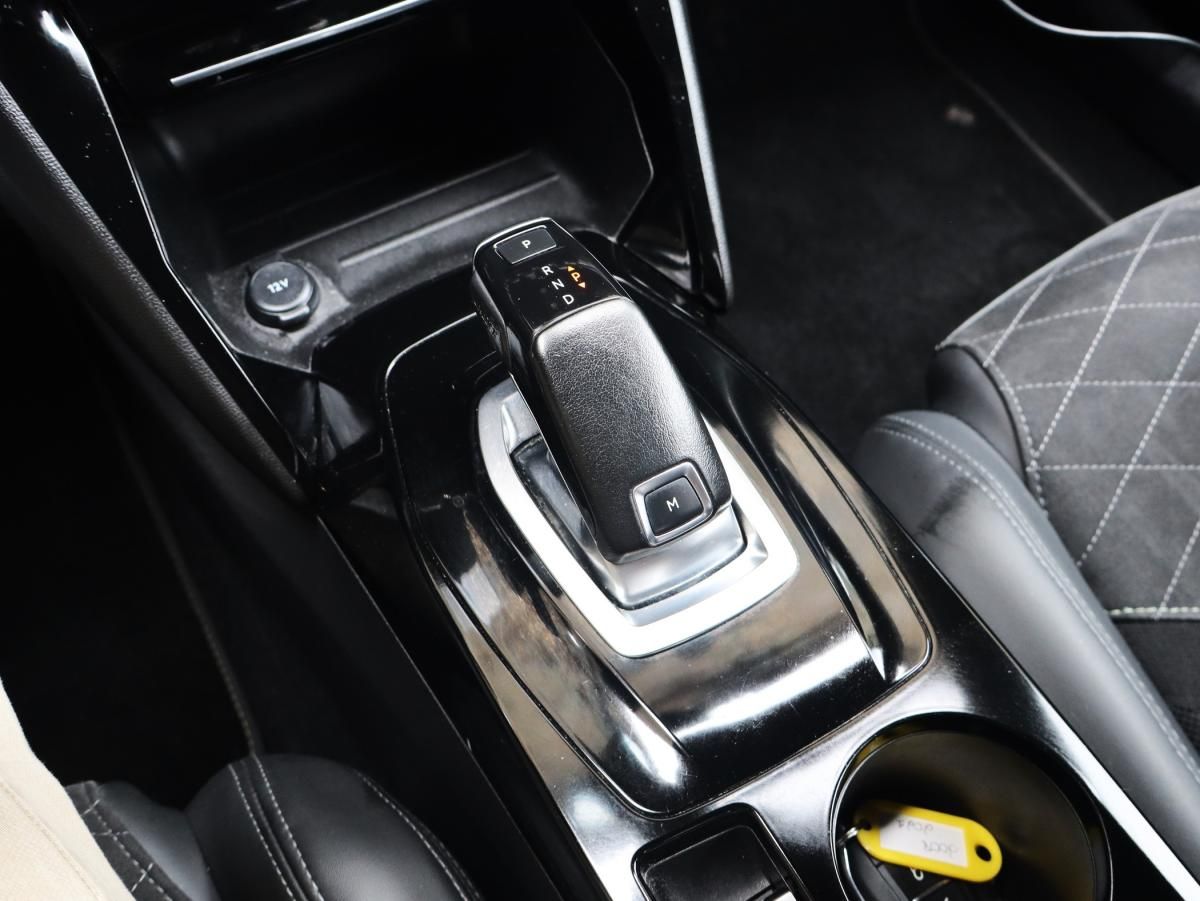 peugeot-2008-2021-diesel-1499cc