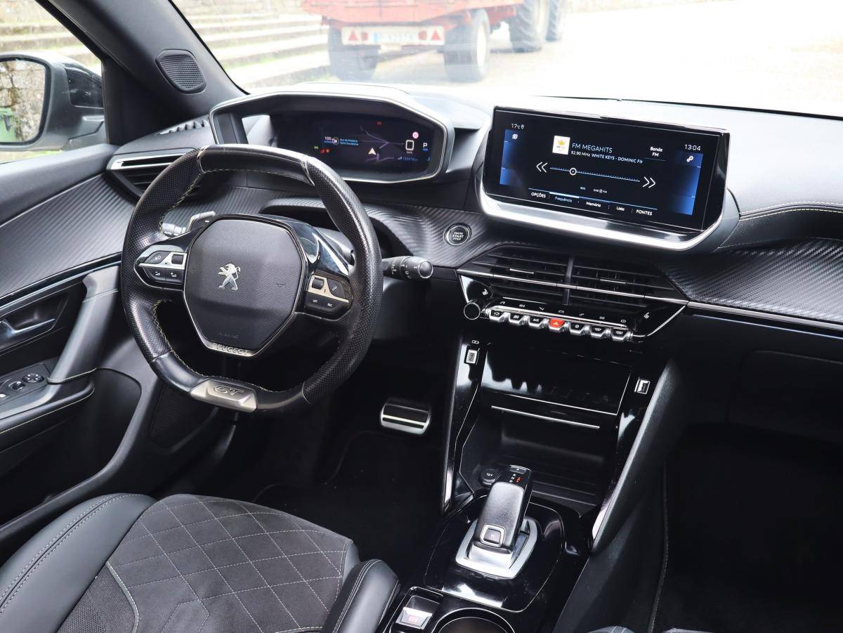 peugeot-2008-2021-diesel-1499cc