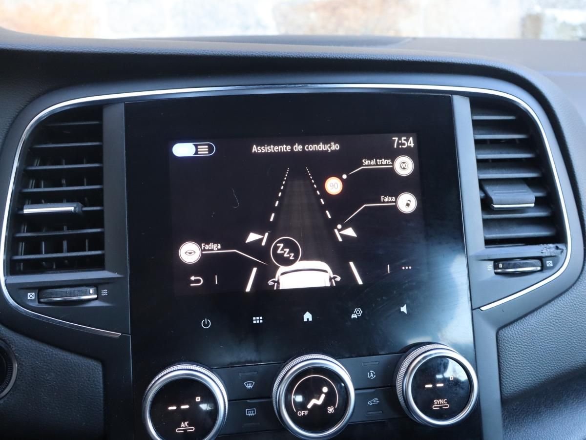 renault-megane-sport-tourer-2020-diesel-1461cc