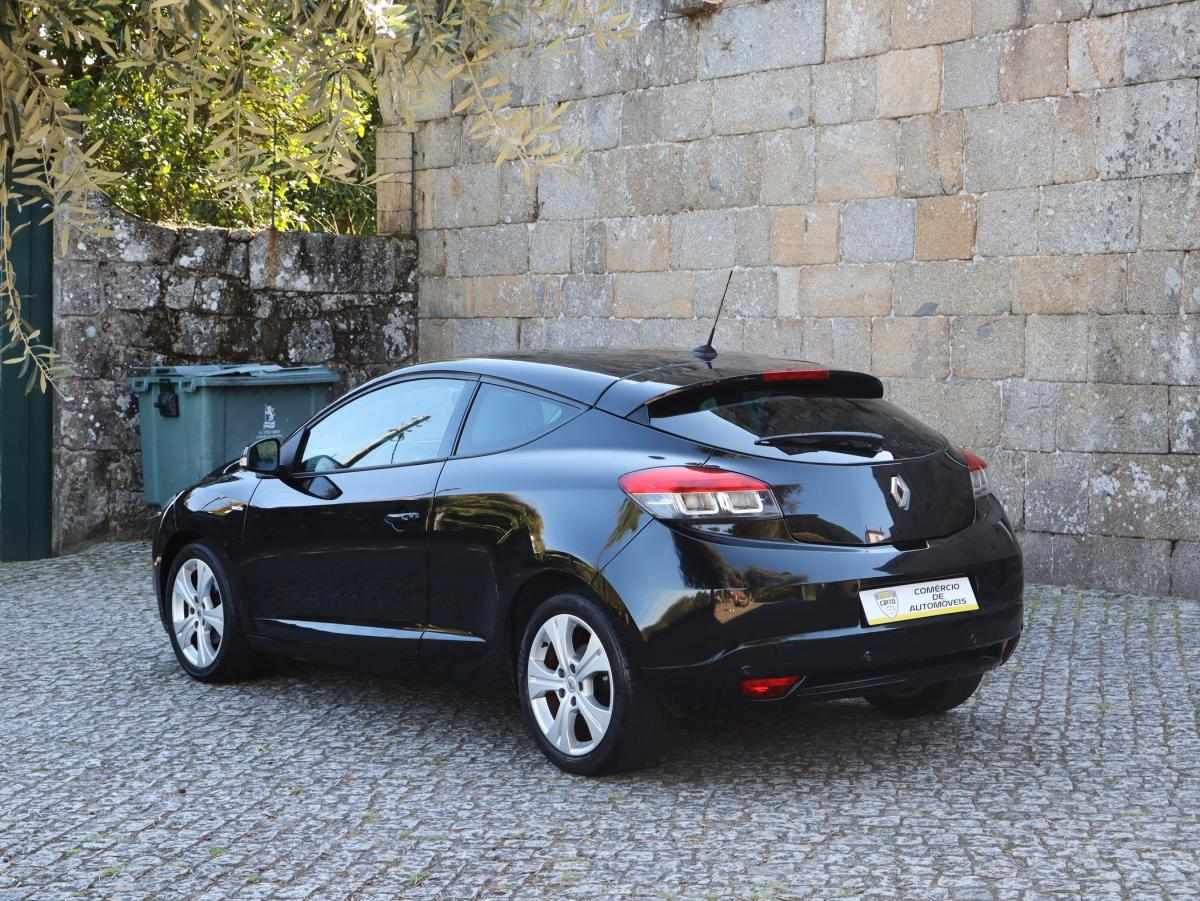 renault-megane-coupe-2012-diesel-1598cc