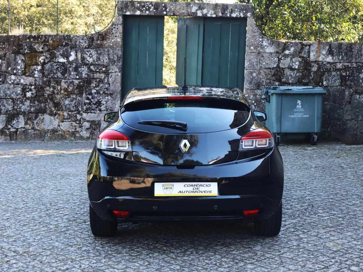renault-megane-coupe-2012-diesel-1598cc