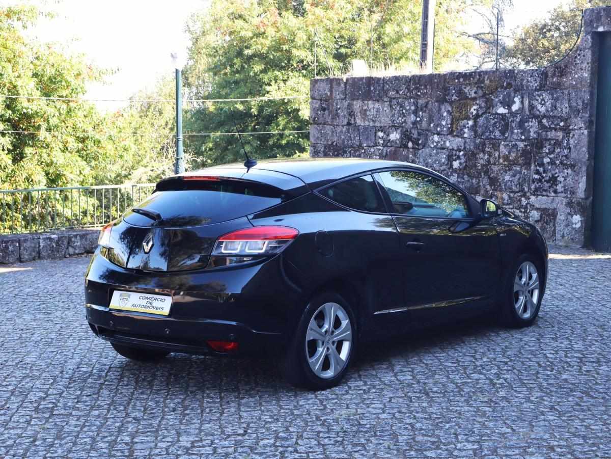 renault-megane-coupe-2012-diesel-1598cc