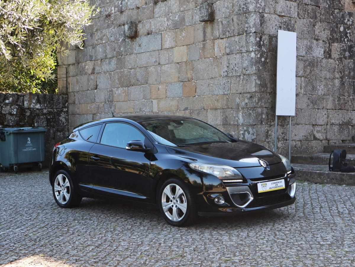 renault-megane-coupe-2012-diesel-1598cc