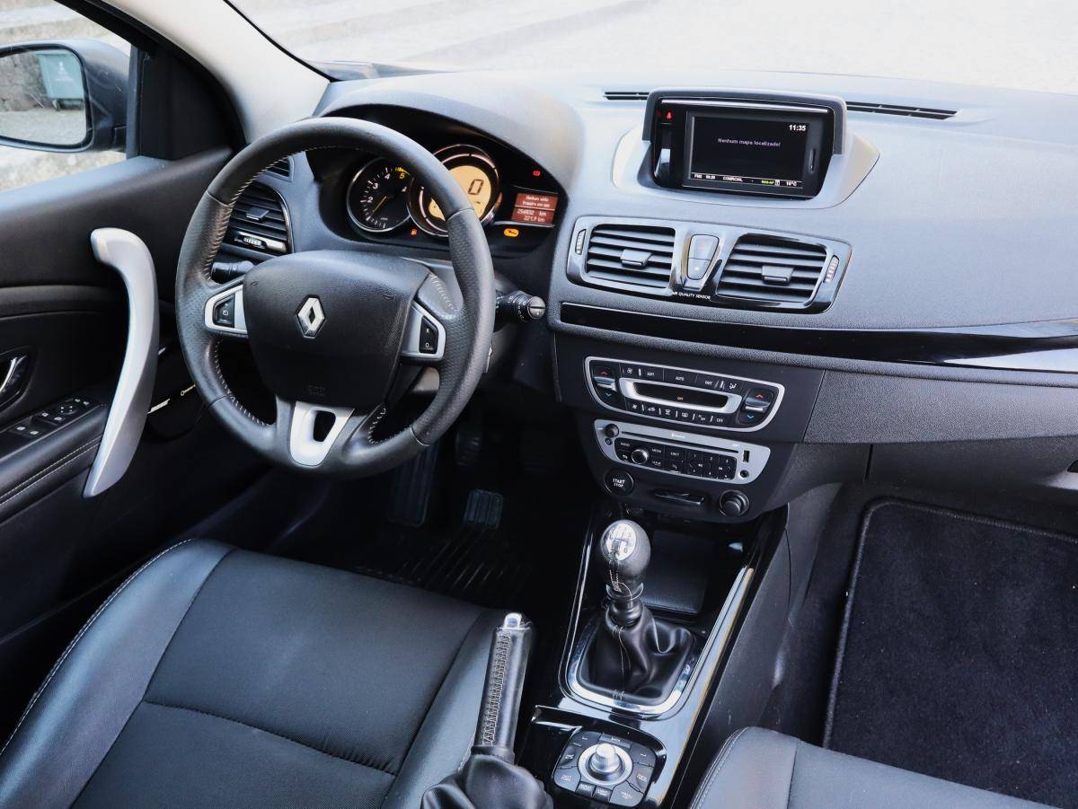 renault-megane-coupe-2012-diesel-1598cc