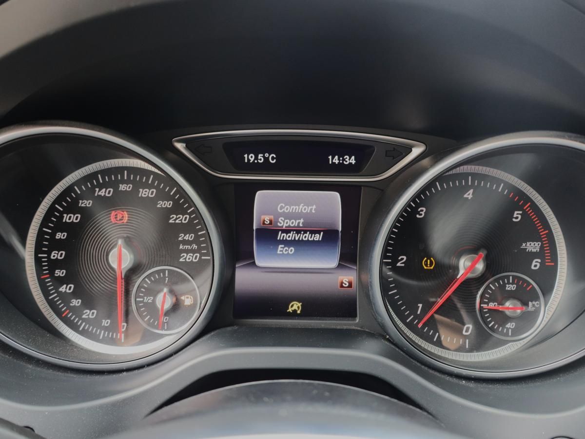 mercedes-benz-gla-2018-diesel-1461cc