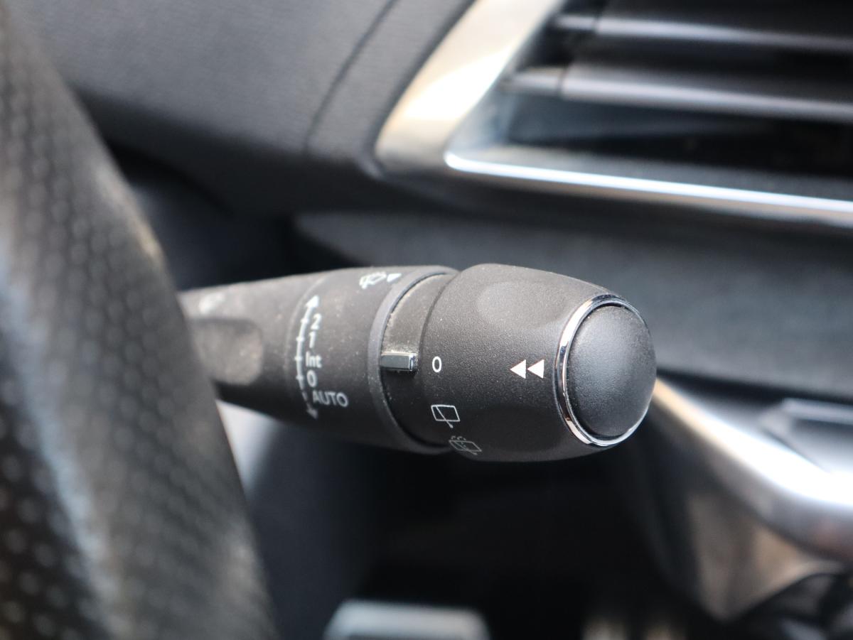 peugeot-3008-2021-hibrido-a-gasolina-1598cc