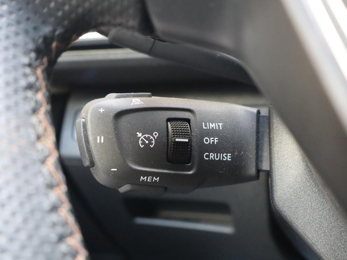 peugeot-3008-2021-hibrido-a-gasolina-1598cc