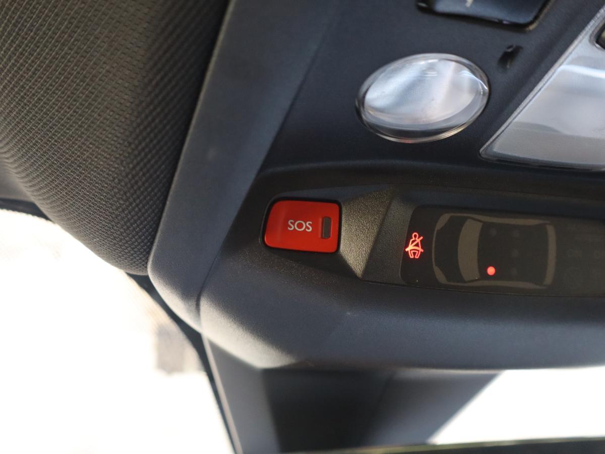 peugeot-3008-2021-hibrido-a-gasolina-1598cc