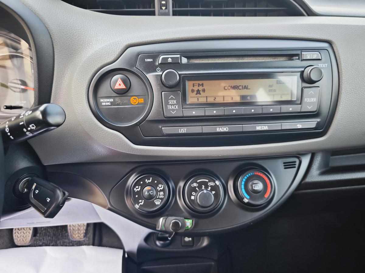 toyota-yaris-1-4-d-4d-2015-diesel-1364cc